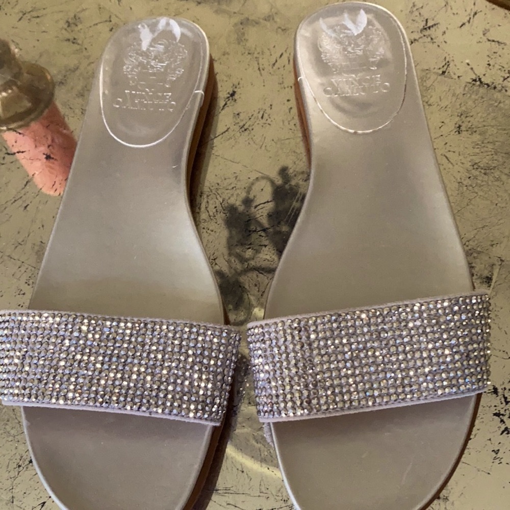 Vince Camuto slip on sandals
